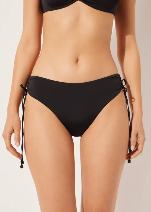 Cueca de Biquíni de Cintura Subida com Cordão Indonesia