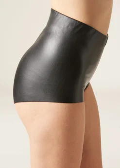 Hot Pants com Efeito de Pele Brilhante